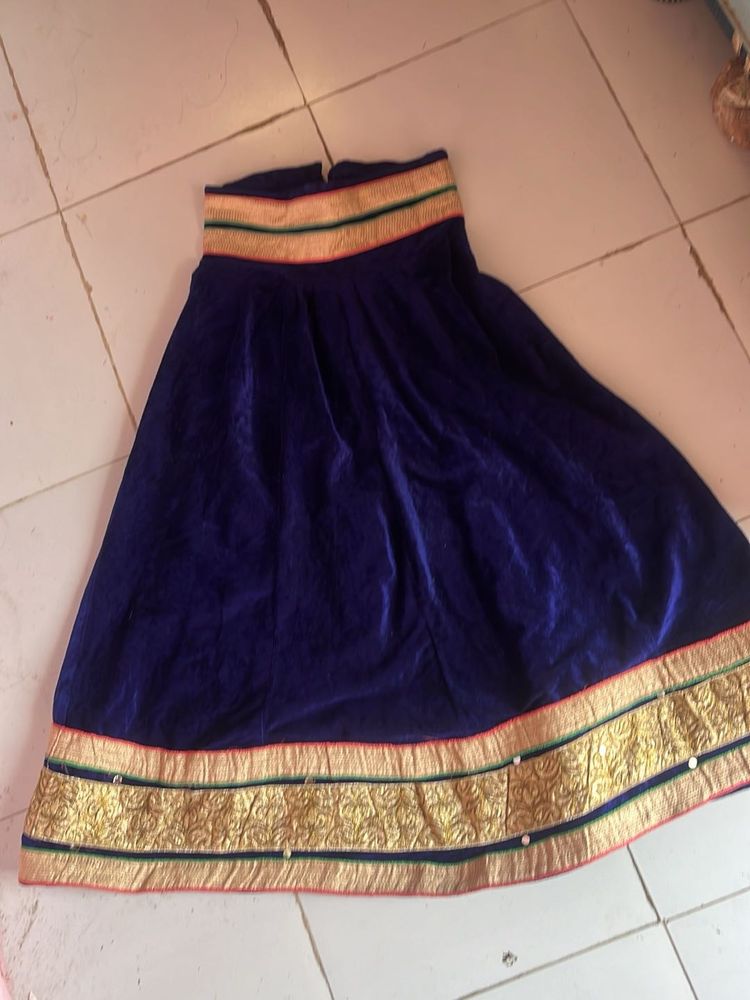 Elegant Velvet Ethnic Skirt