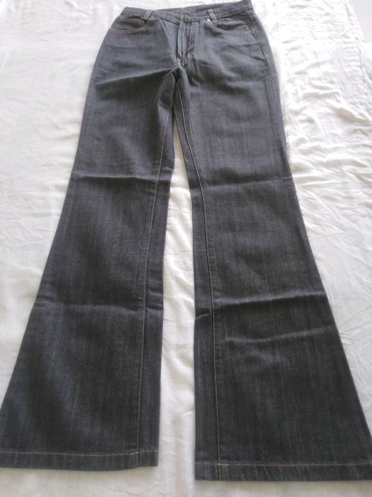Light Black Colour Bell Bottom Jeans For Teenagers