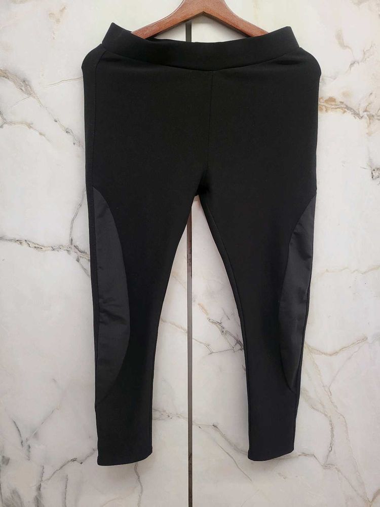 Black Gym Pant With Net Design
