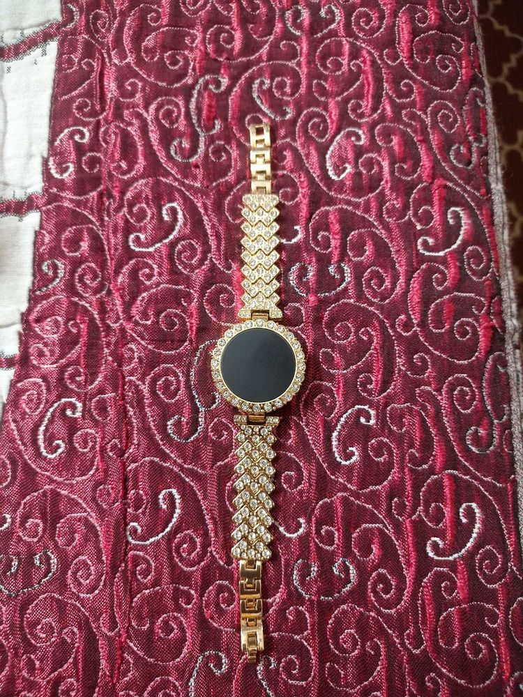 Gold bracelet Watch