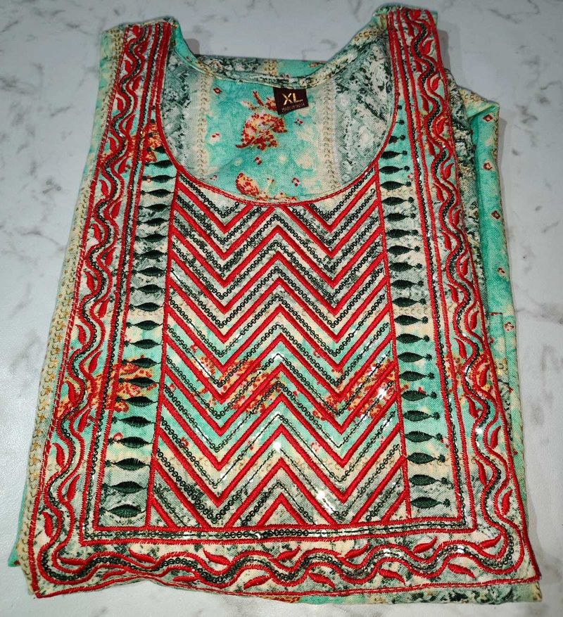🆕 Excellent Embroidered Kurti For Women