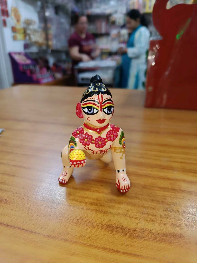 Laddugopal Cream Colour