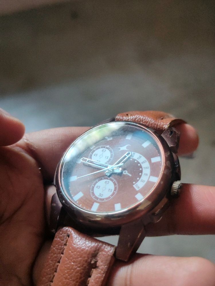 Fastrack 3C39SFC