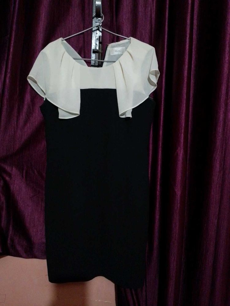 Chic Black &amp; White Dress
