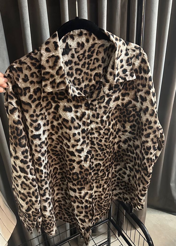 Leopard Print Shirt | L size