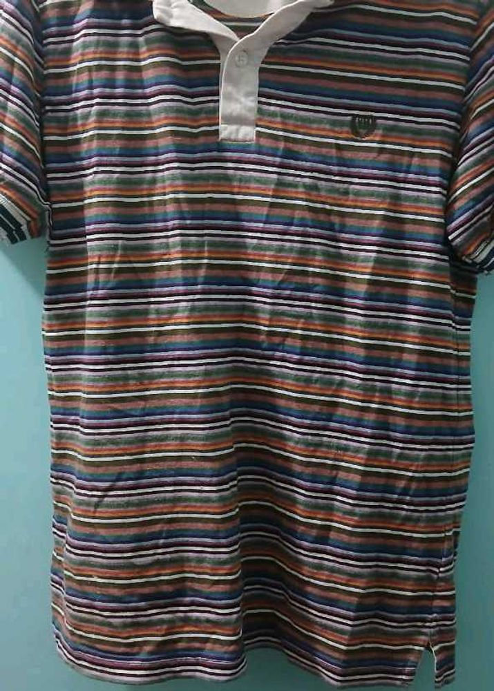 H&amp;M Rainbow T-shirt 👕