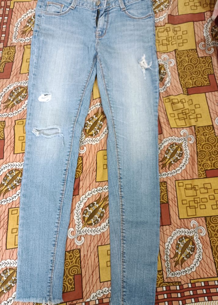 Light Blue Colour Jeans 👖