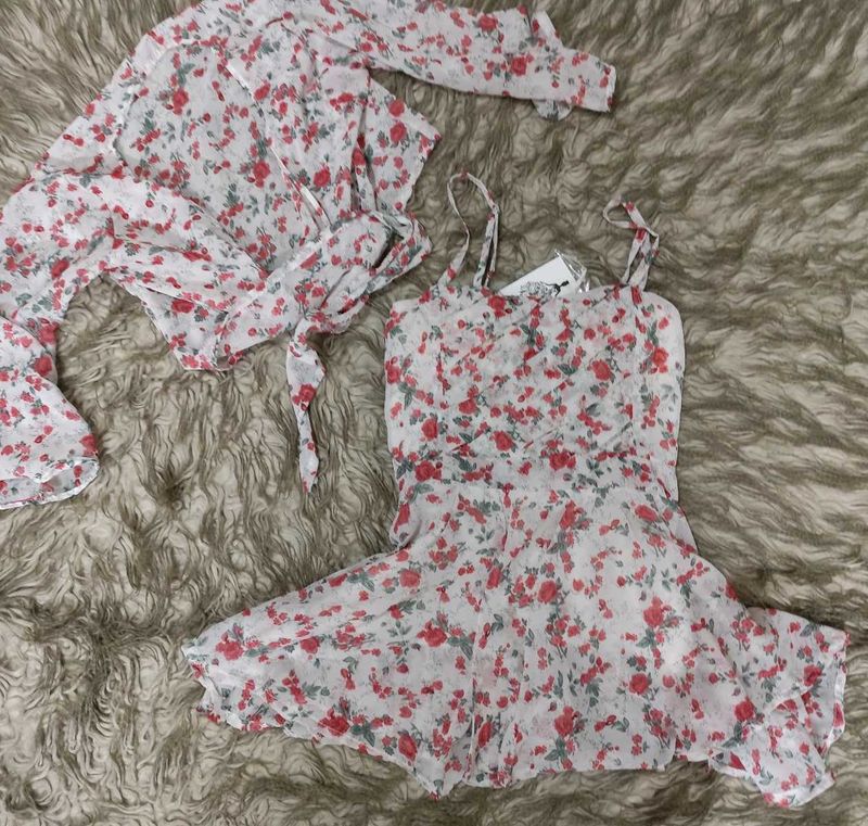 Cute Floral Fit and Flare Top With Shrug