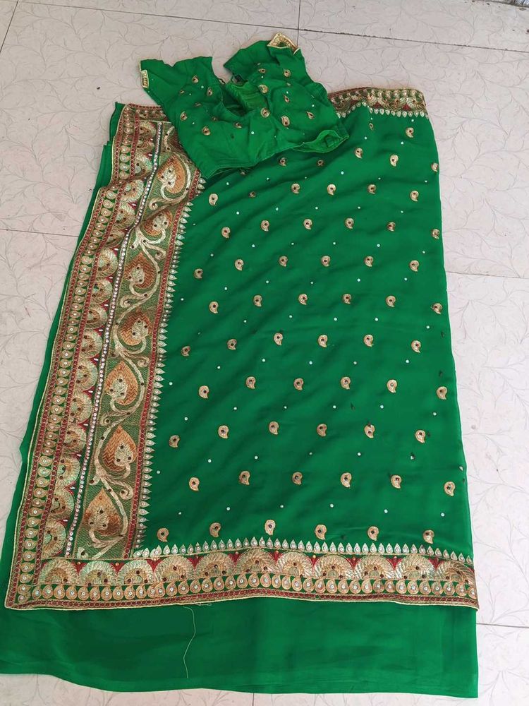 Saree Not Used Is New