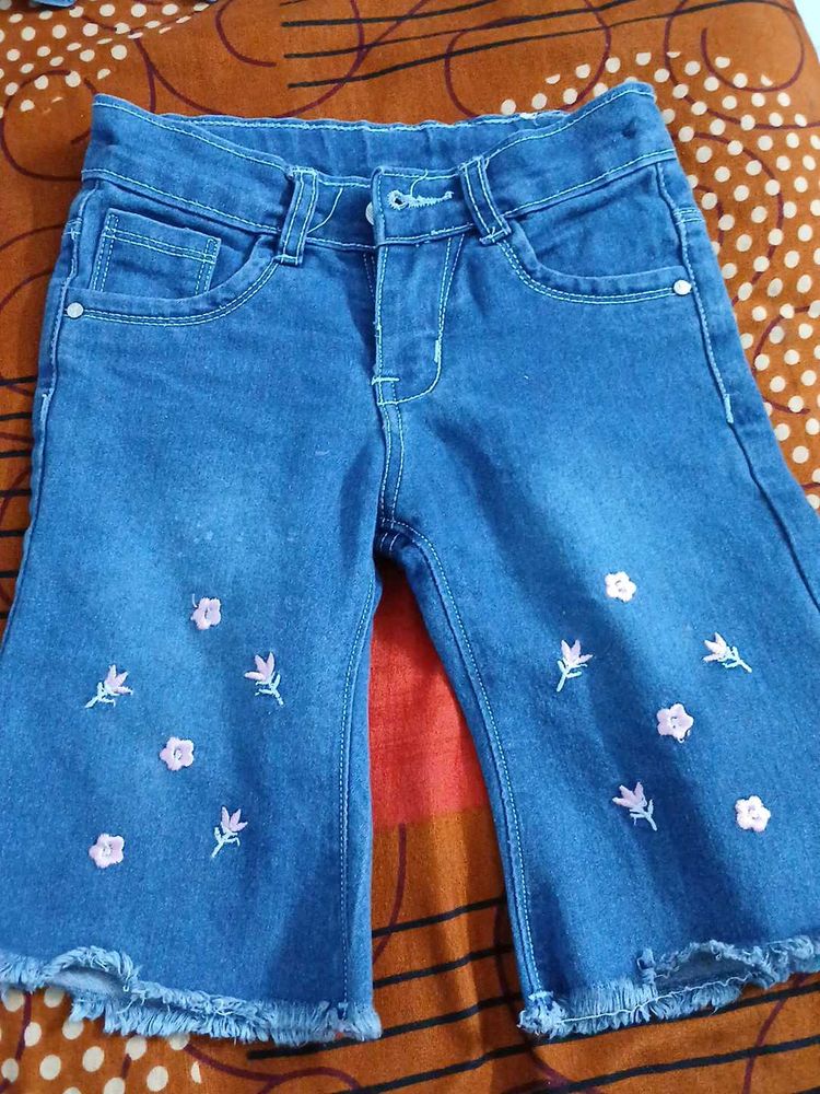 Cute Floral Denim Shorts