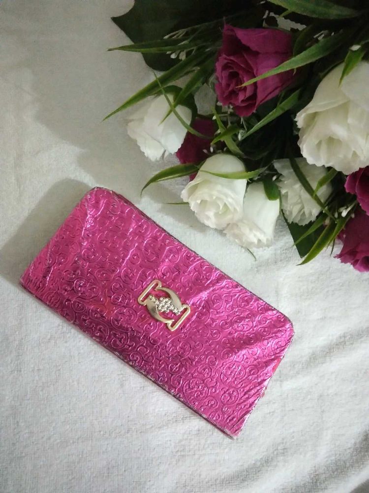 👛Pink Purse with Design👛