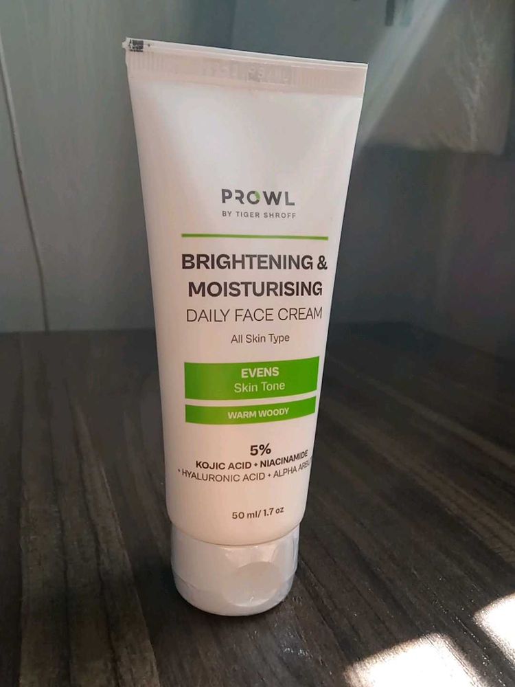 Prowl Brightening &amp; Moisturising Cream