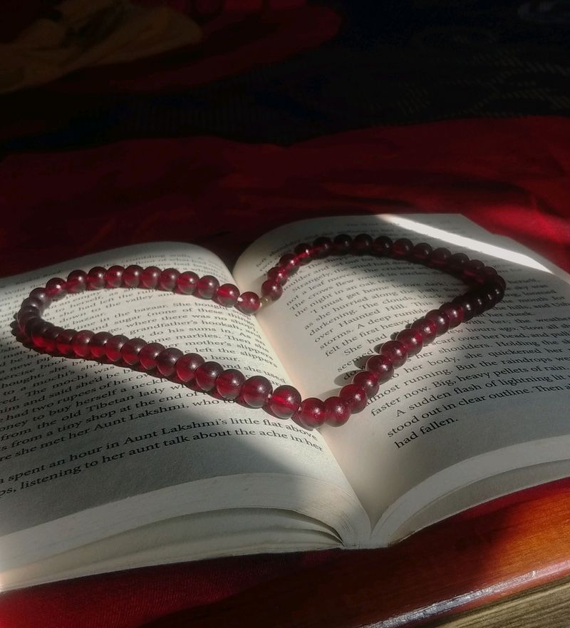 Maroon Beads Necklace