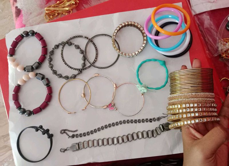 15 Sets Bangles And 2 Bracelets Combo