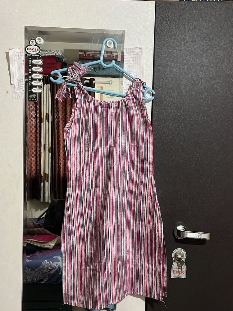 Striped Sleeveless Mini Knot Kurti