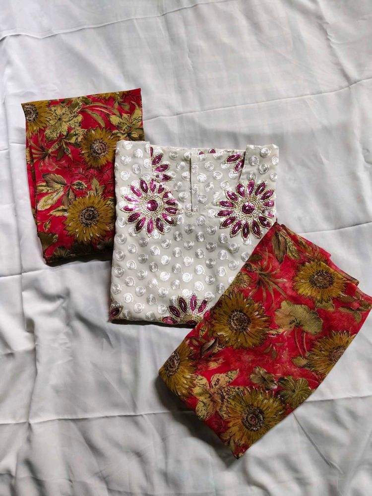 Beautiful Suit Set For Women