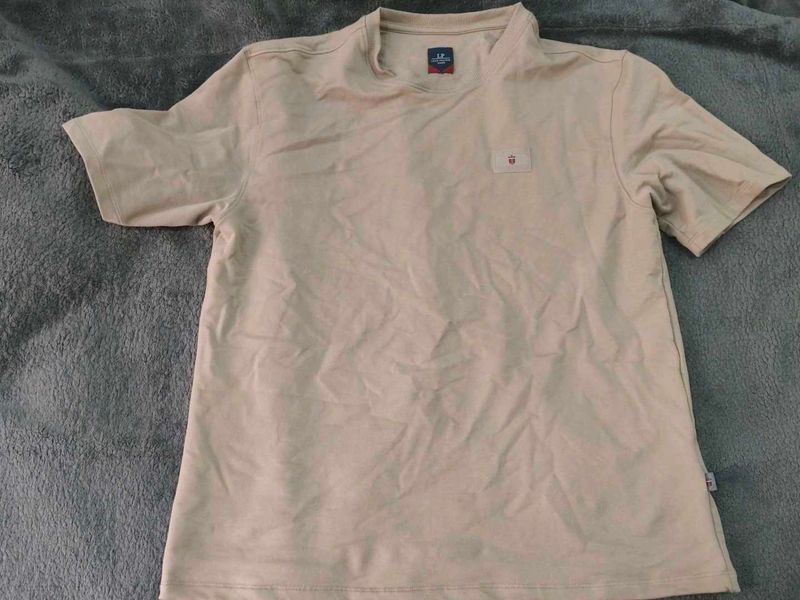 Casual Beige T-shirt
