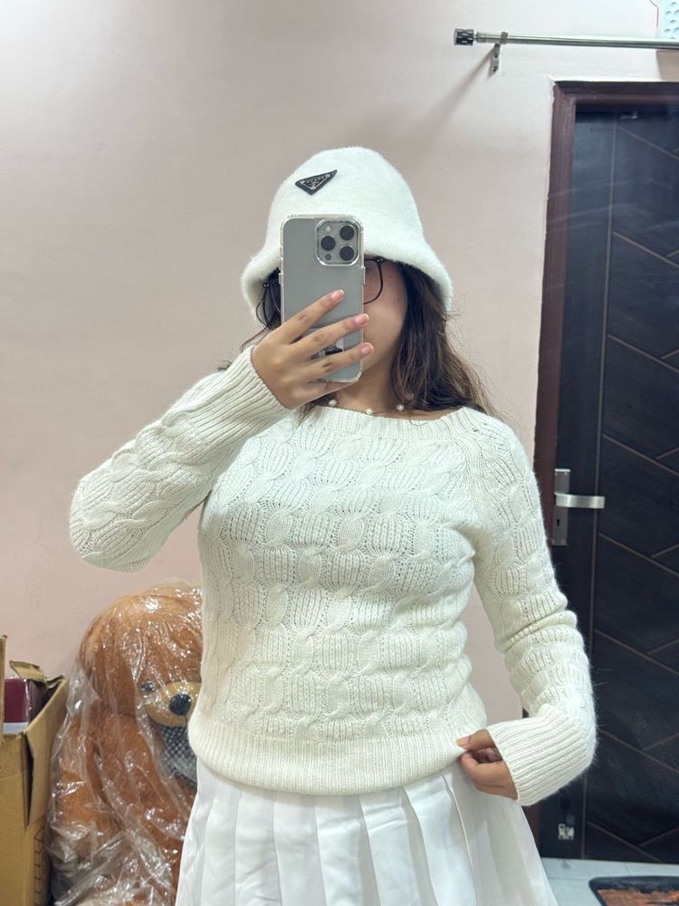 Boat neck Cream Knit Sweater.