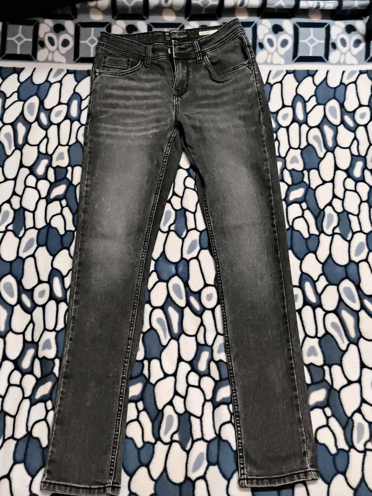 Stylish Gray Denim Jeans