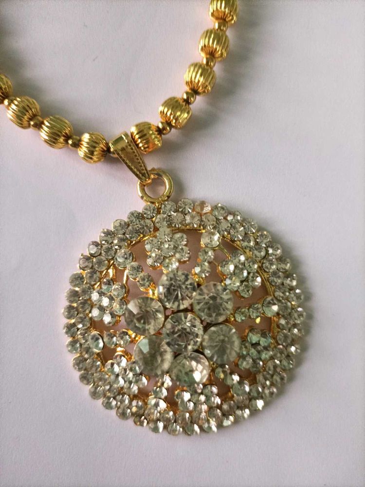 Beautiful Golden Chain 💛✨