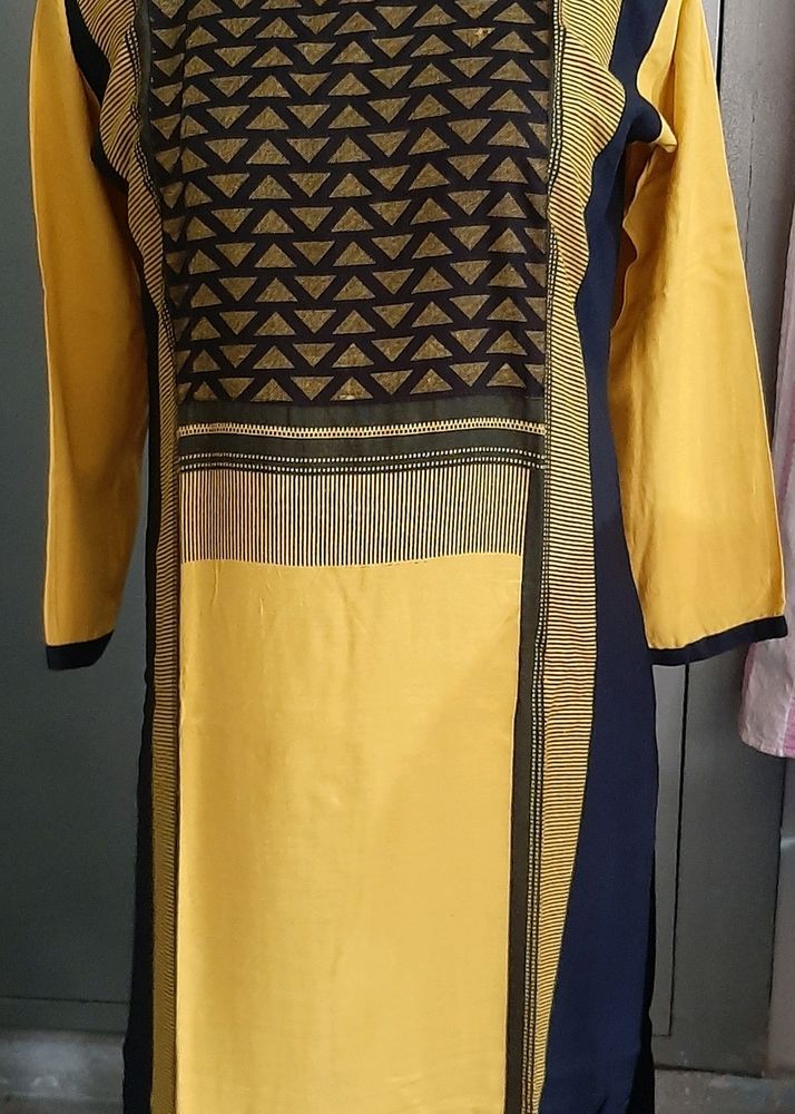 Women&#39;s Kurti