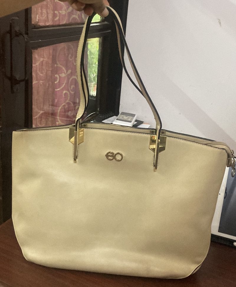 E2o Ladies off white Handbag