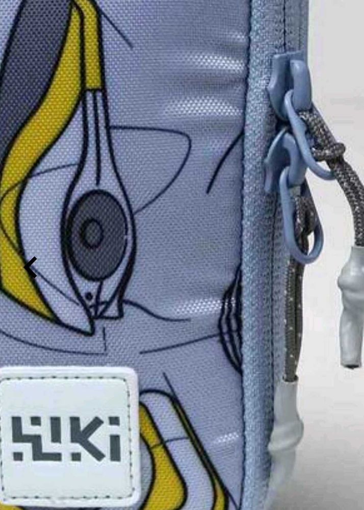 Men graphic print cable Organizer