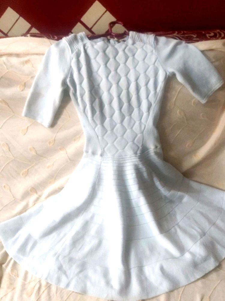 Light Sky Blue Top 26 Bust