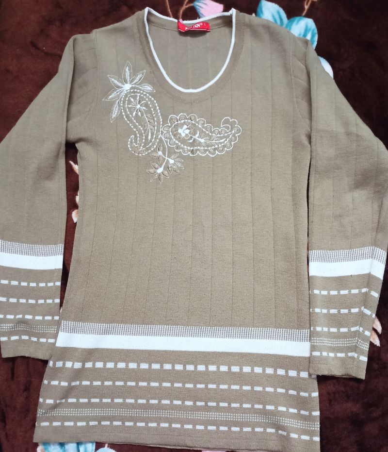 Woolen Top