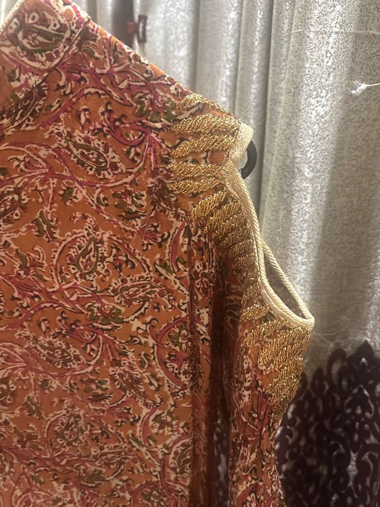 ehtnic gown with beautiful kalamkari print 😍