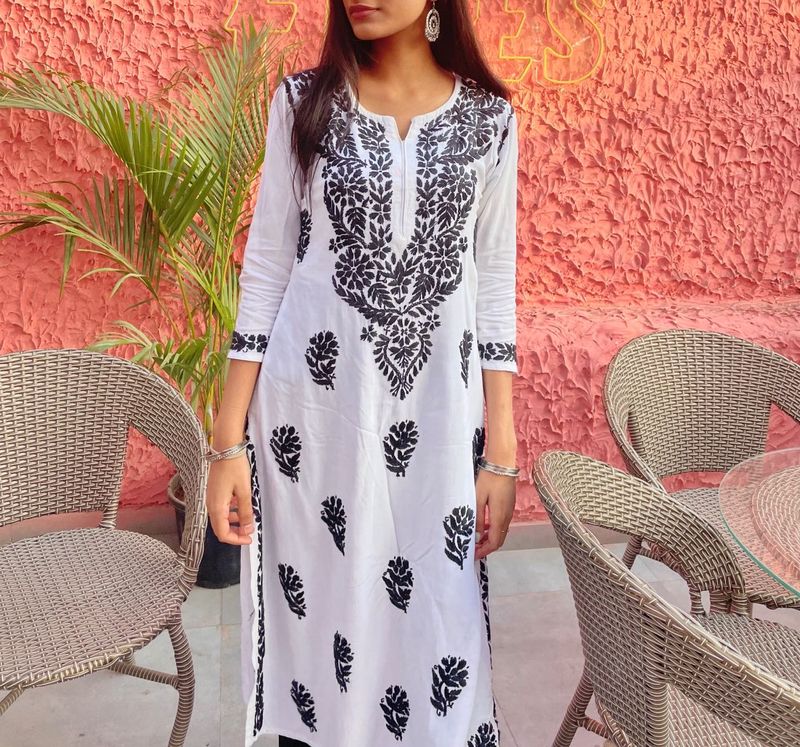 Chikankari Kurti