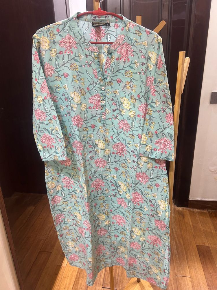 Sabhyata Floral Print Kurta &amp; Pant