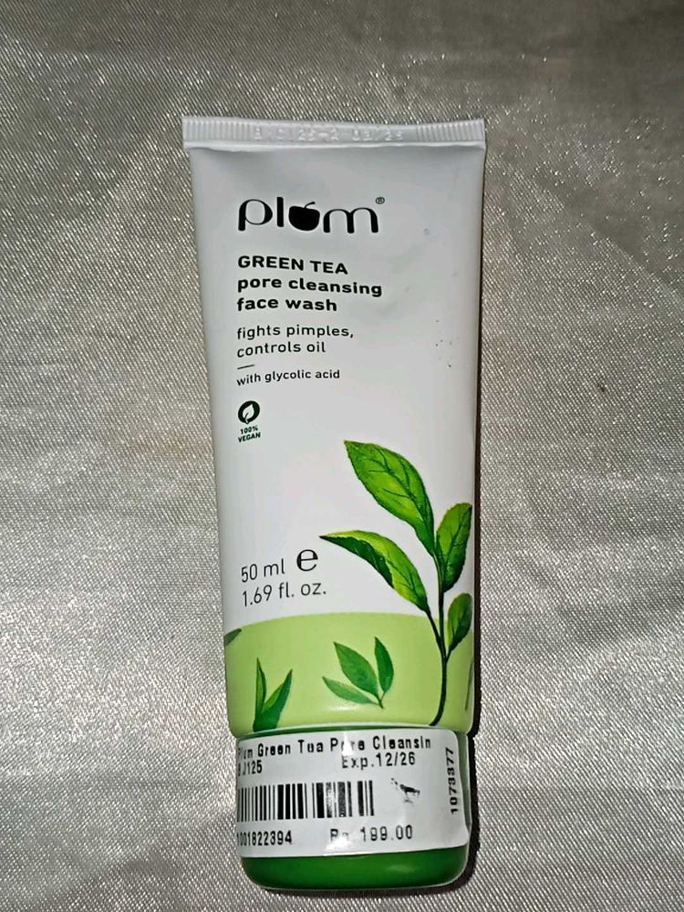 Plum Green Tea Face Wash