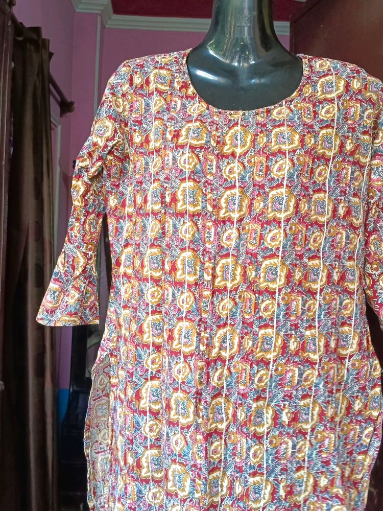 Cotton Kurti With Gota Lines