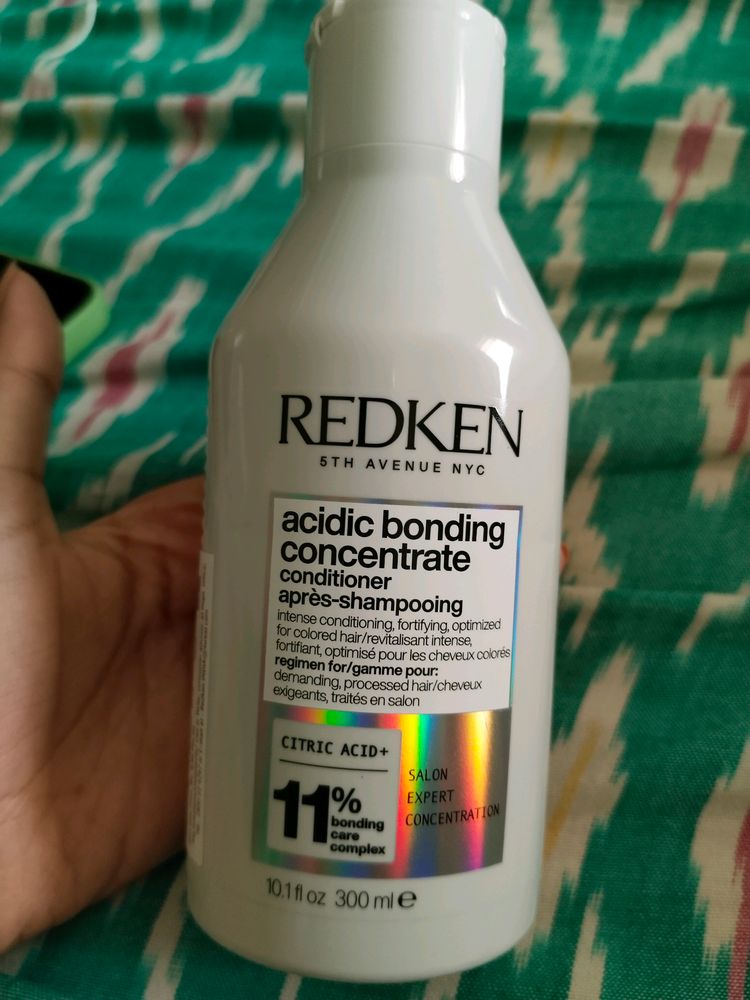 BEAUTY COMBO Conditioner And Lipstick
