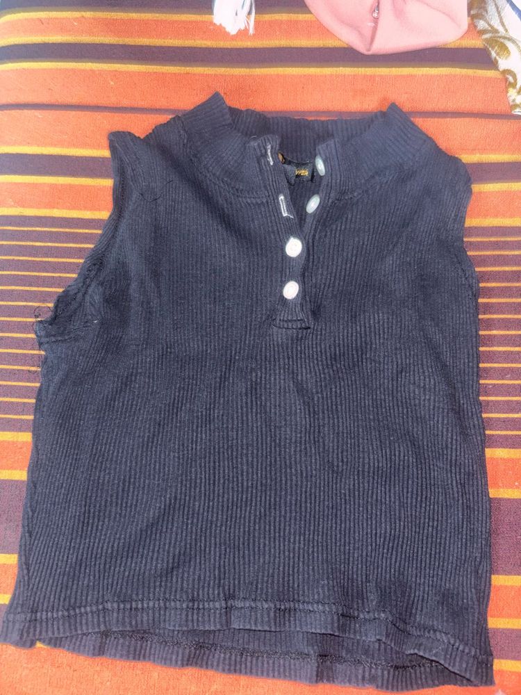 Ribbed Tank Top with Buttons