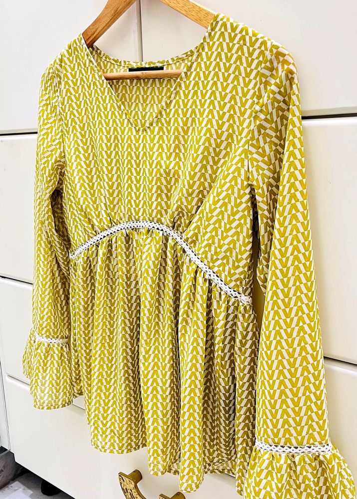 Beautiful Lime Green Peplum Top