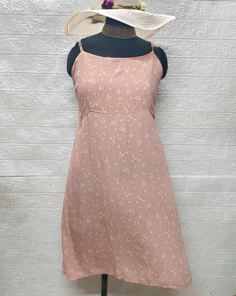 Cute Pink Floral Dress + Freebie Earings Set
