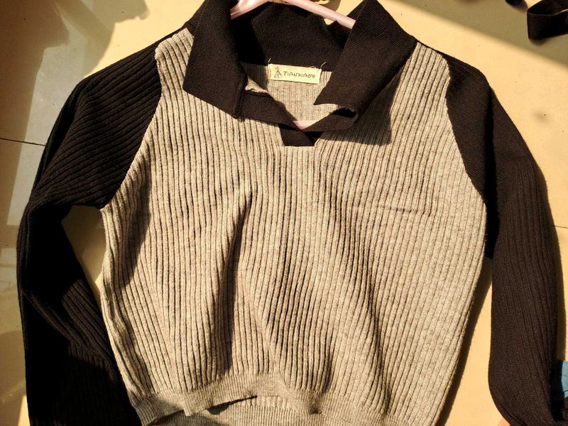 Two-Tone Ribbed Knit Top