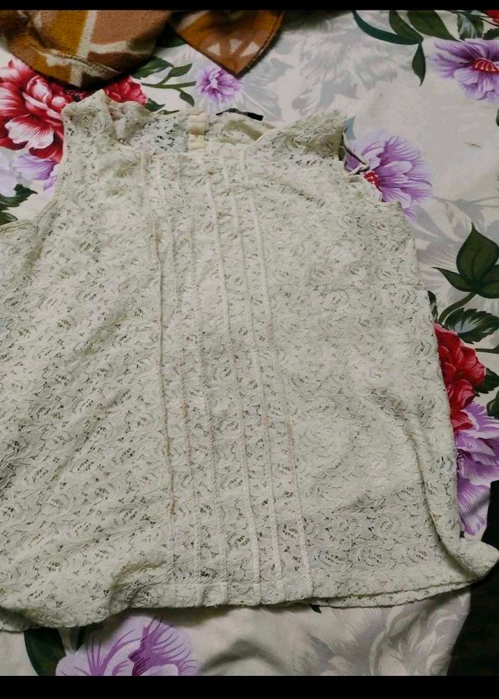 Ivory Lace Sleeveless Top