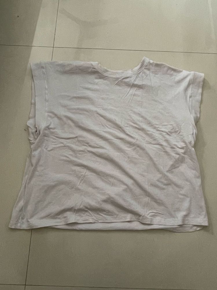 Sleeveless white Top Unisex