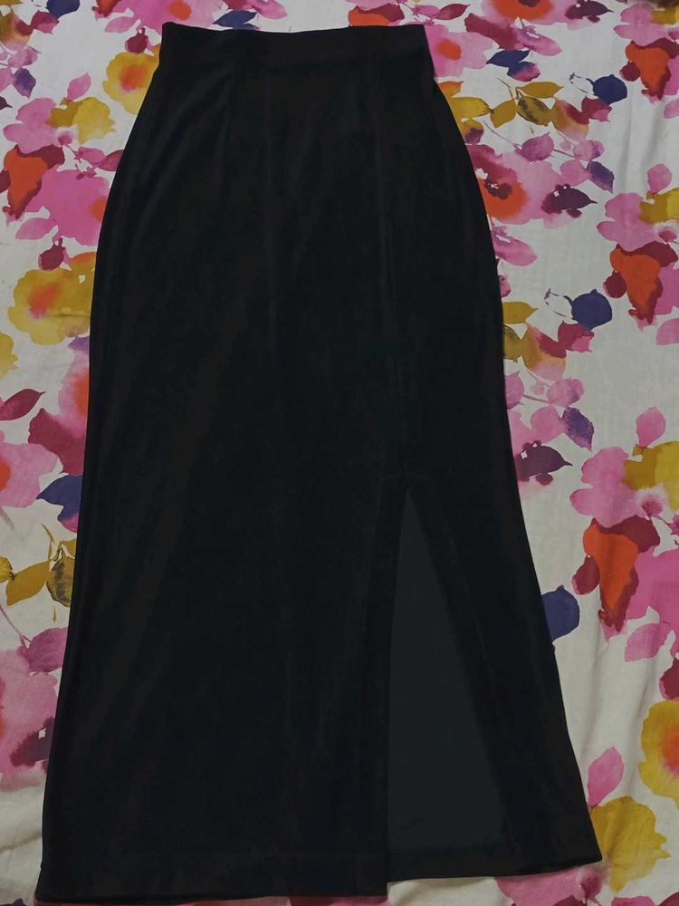 Elegant Black Maxi Skirt