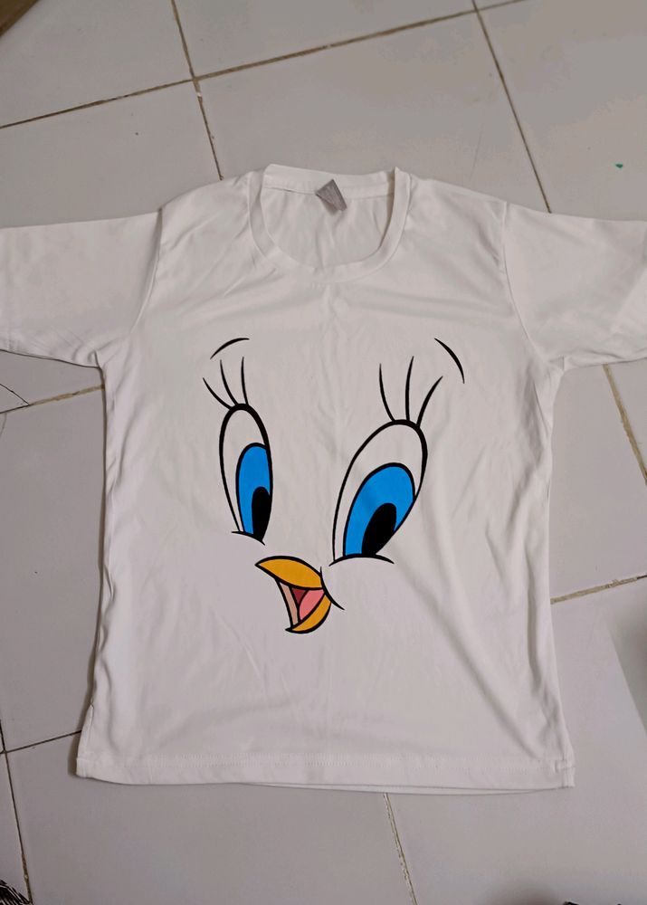 Beautiful White Tshirt For Girls ✨😍