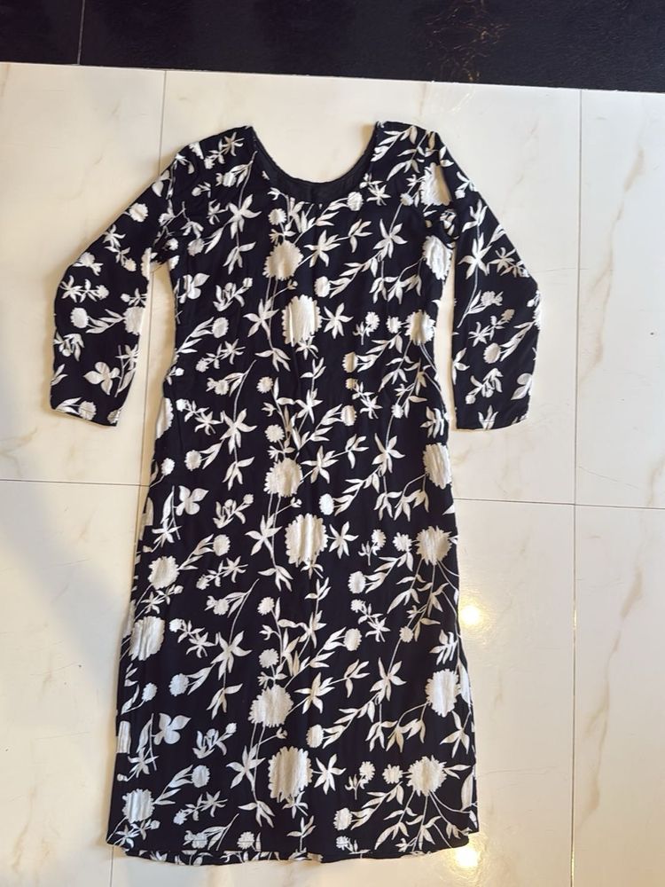 Floral Wollen Kurta