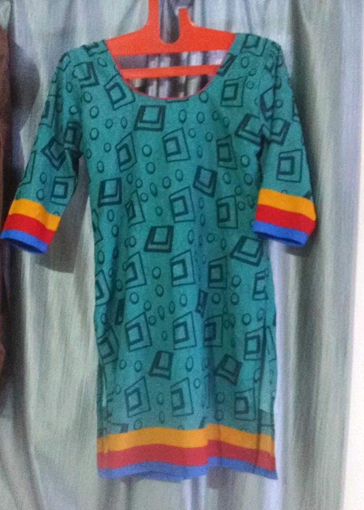 Set Of Short Kurti