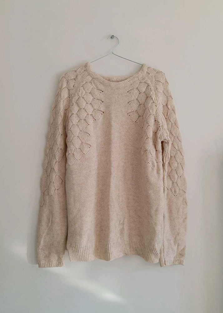 Beige Pullover/ Sweater