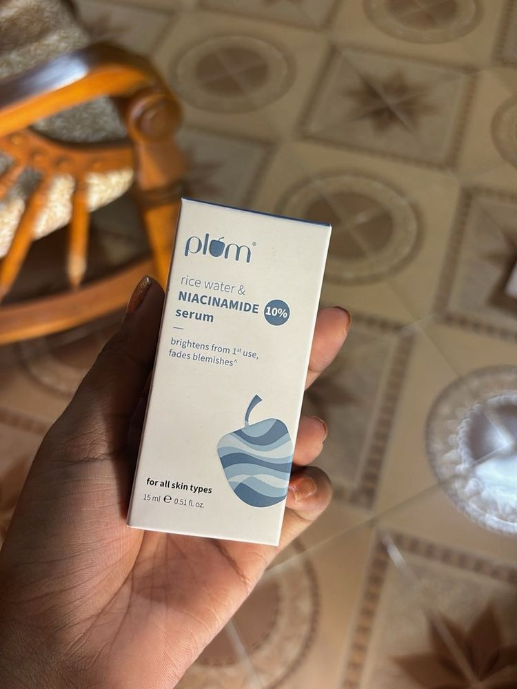 Plum Rice Water &amp; Niacinamide Serum