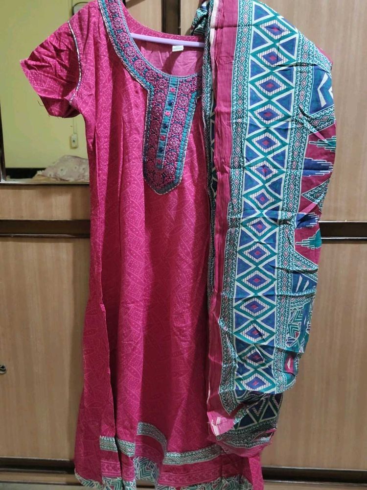 Pink Printed Kurta Set