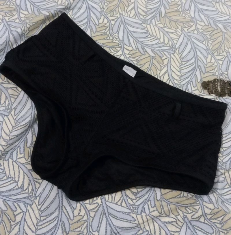 Black Brief