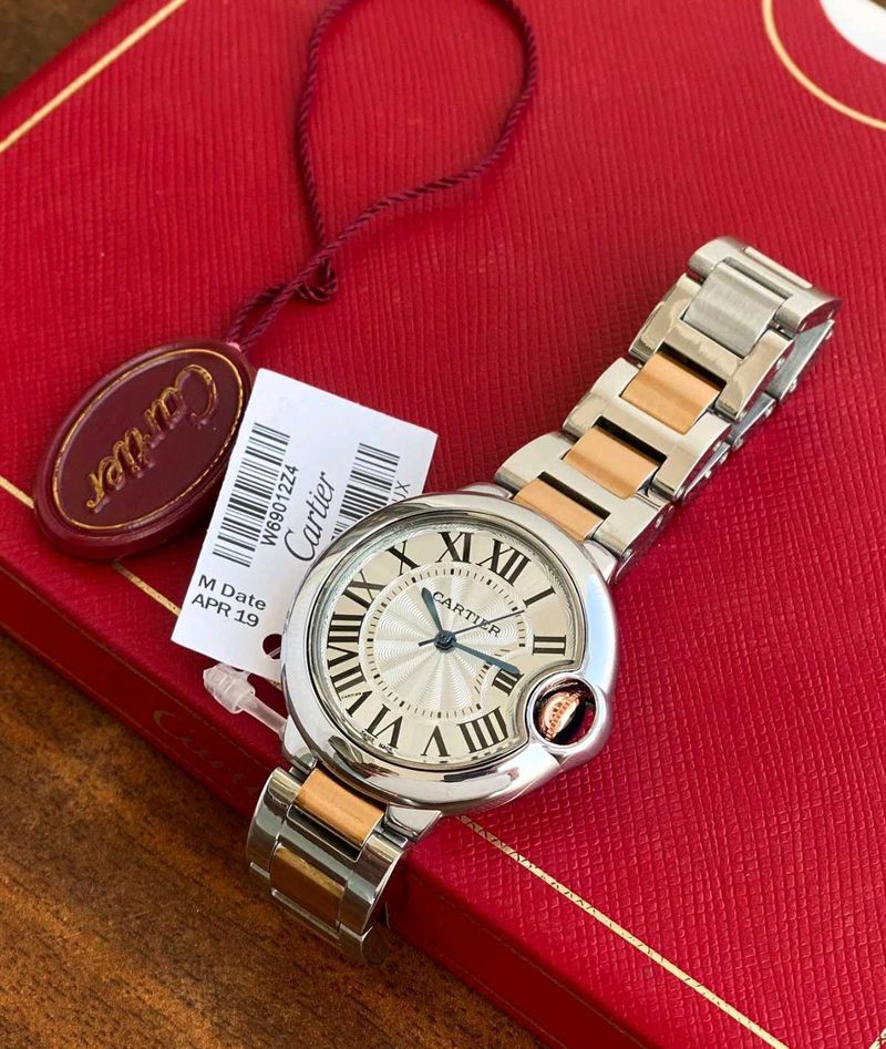 Women Watch Flat 50% Off ORIGINAL MODEL-W69012Z4